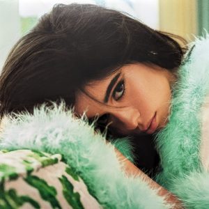 Camila Cabello – Familia - Coloured